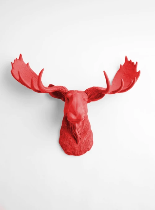 Red resin moose head1 1