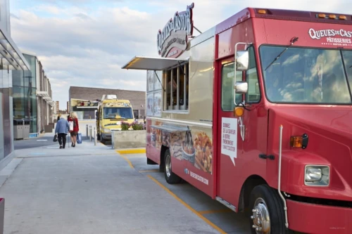 BT MTL Food Truck angle